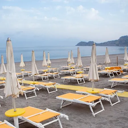 Apartment On The Beach