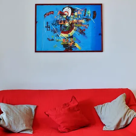 On The Beach Apartment *